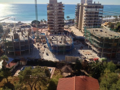 RESIDENCIAL AZALEAS: ESTRUCTURAS FINALIZADAS PARA ABRIL 2016